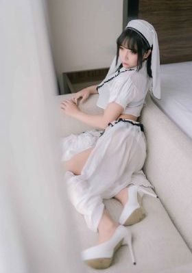 《女教师》
